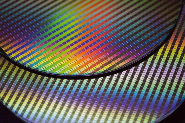 Los fabricantes de chips buscan talento con urgencia. Solo en Europa hacen falta 100.000 ingenieros más 4 1200 800 111